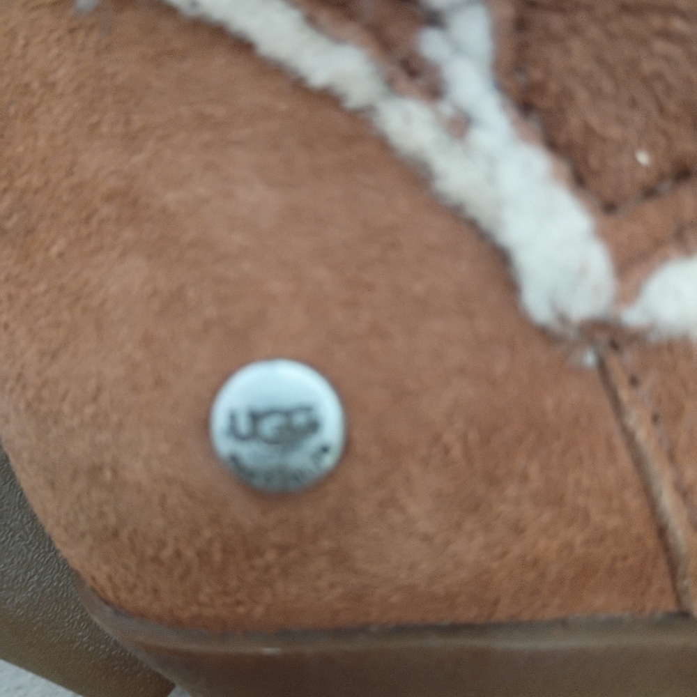 UGG Women's Tan and Chestnut Sandra Wedge Boots - Picture 14 of 16
